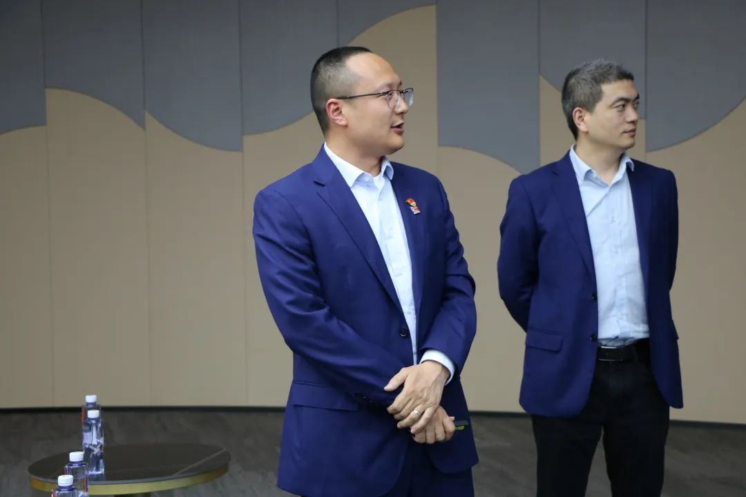 1685344429105992.jpg 1685344429105992.jpg